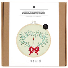 Load image into Gallery viewer, Christmas Embroidery Kit - Mistletoe Wreath with candle - NEW