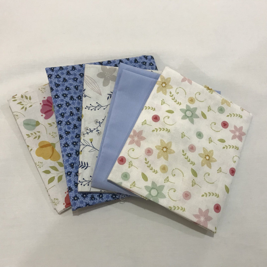 Fat Quarter Pack - Floral Blues