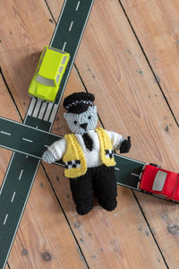 20 to Knit - Dressed - up Bears