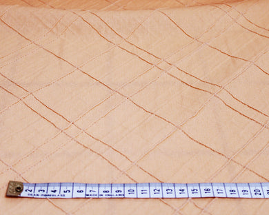 Linen Mix - Embroidered Diamond