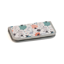 Load image into Gallery viewer, Crochet Case