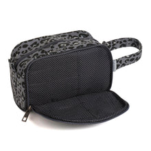 Load image into Gallery viewer, Crochet Bag with Side Pocket - Leopard