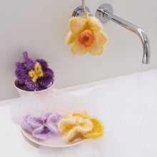 Load image into Gallery viewer, Rico Bubble Crochet Kit - Spring Flowers