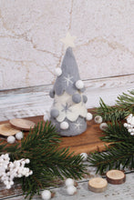 Load image into Gallery viewer, Needle Felting Kit - Nordic Christmas Tree
