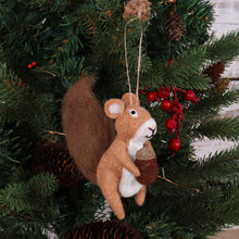 Load image into Gallery viewer, Needle Felting Kit - Squirrel - NEW