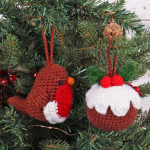 Load image into Gallery viewer, Crochet Kit - Christmas Amigarumi Robin &amp; Pud - NEW