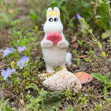 Load image into Gallery viewer, The Crafty Kit Company - Moomin - Snorkmaiden Finds a Shell - Needle Felting Kit