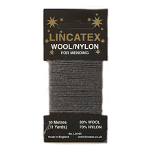 Load image into Gallery viewer, Lincatex Darning Wool Card
