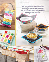 Load image into Gallery viewer, Annie&#39;s Sewing - Weekend Sewing - 20+ Quick &amp; Easy Projects