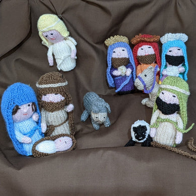 Compact Knitted Nativity Scene - 11 pieces - IN STOCK NOW!