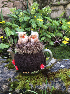 Owlets in the old oak tree - Knitted Tea Cosy Kit