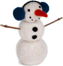 Load image into Gallery viewer, Needle Felting Snowman Kit