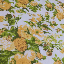 Load image into Gallery viewer, Polycotton 65/35 - Floral