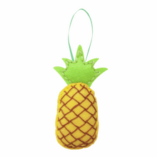 Load image into Gallery viewer, Pineapple Sewing Kit