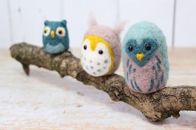 The Crafty Kit Company - Owl Family Needle Felting Kit