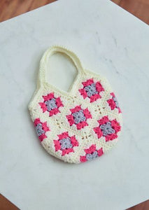 Crochet - Granny Square Bags in 3 sizes - Full Kit