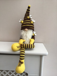 Bumble Gnome - Knitted Shelf Sitter Kit
