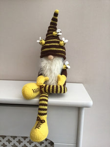 Bumble Gnome - Knitted Shelf Sitter Kit
