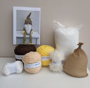 Bumble Gnome - Knitted Shelf Sitter Kit